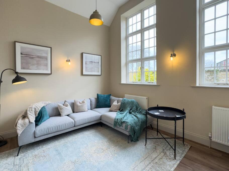 Exceptional 7 In With Hot Tub Holiday home *